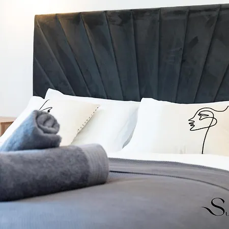 2bed , First Line Lux Apartment